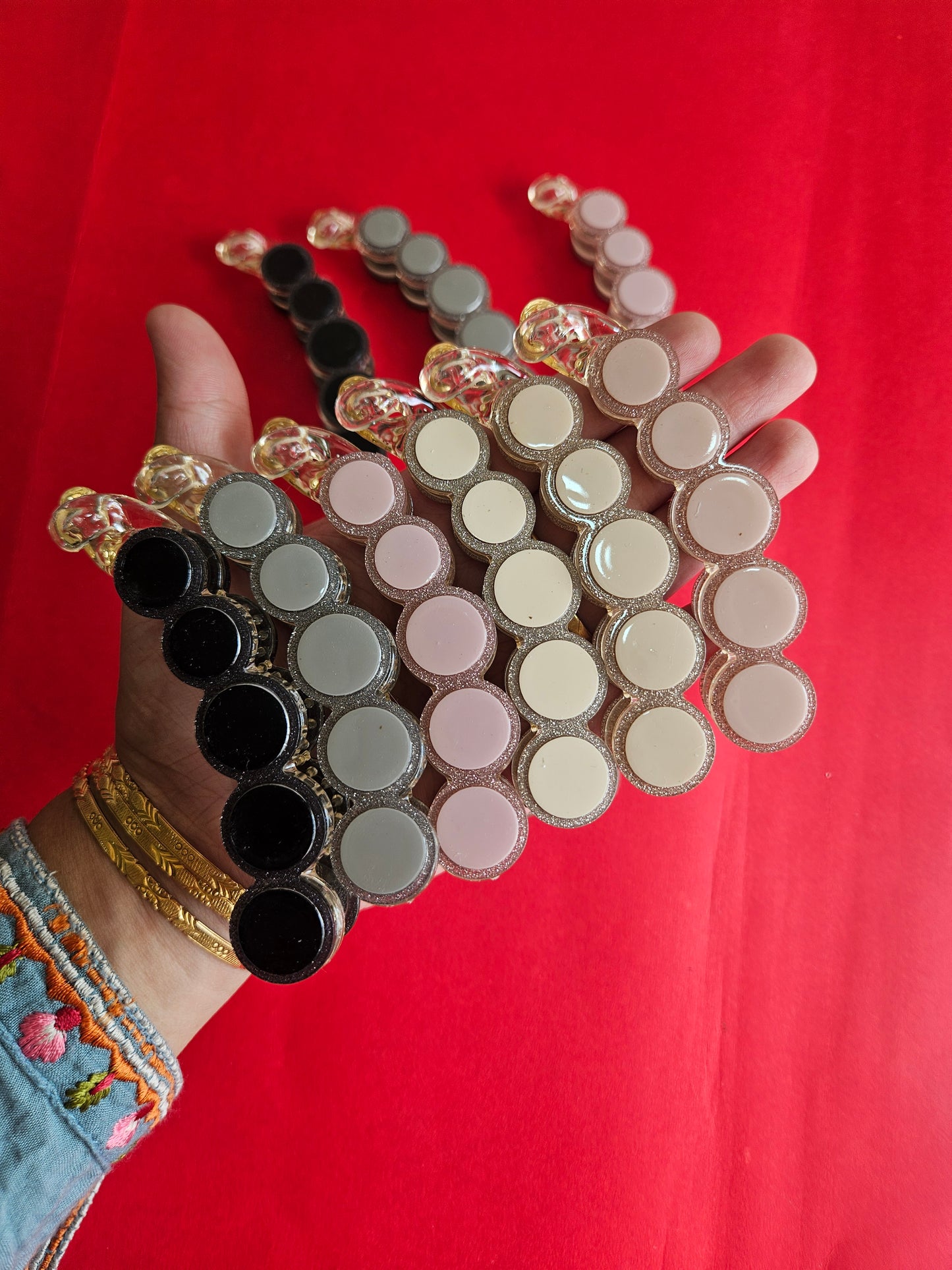 Glossy round banana clips