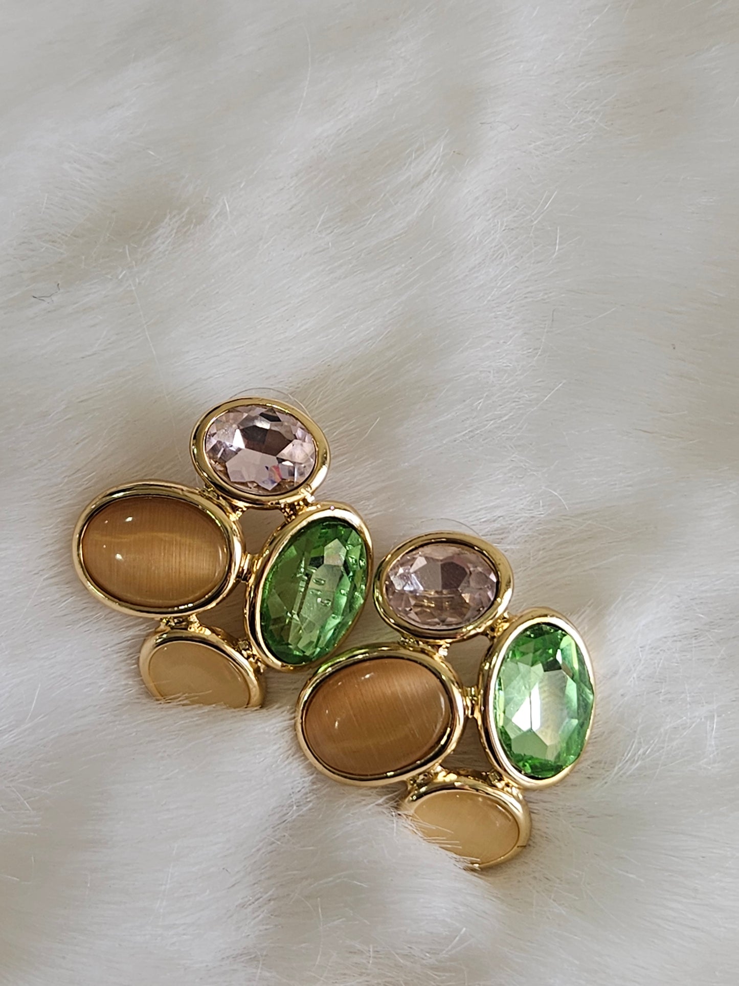 Mosaic studs