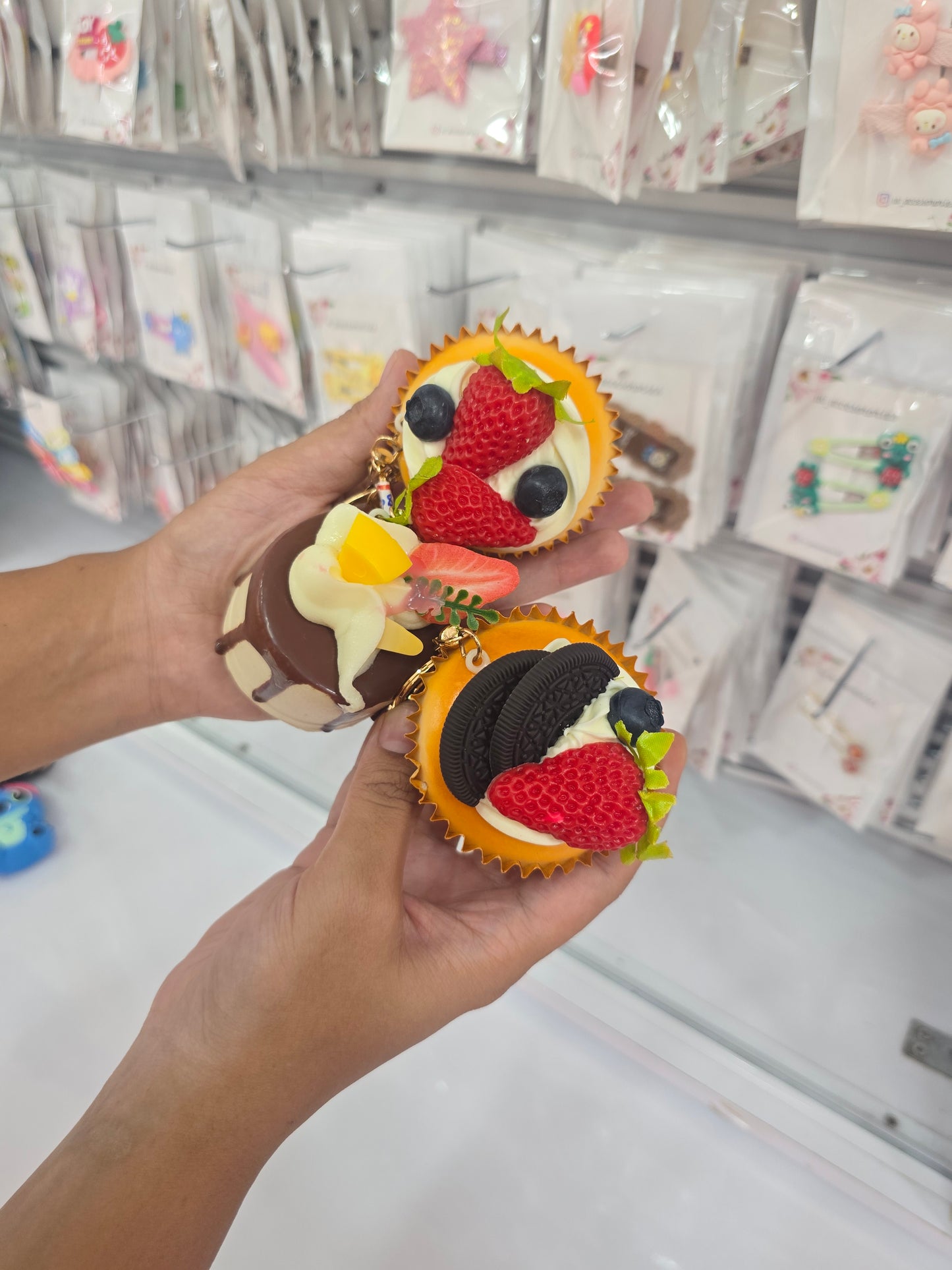 Cake keychains