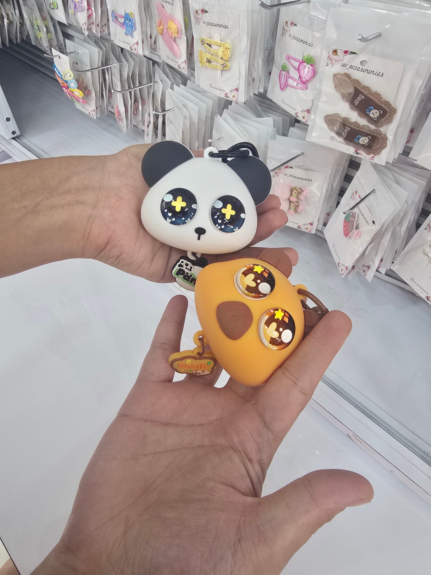 Squeeze eye toy keychain