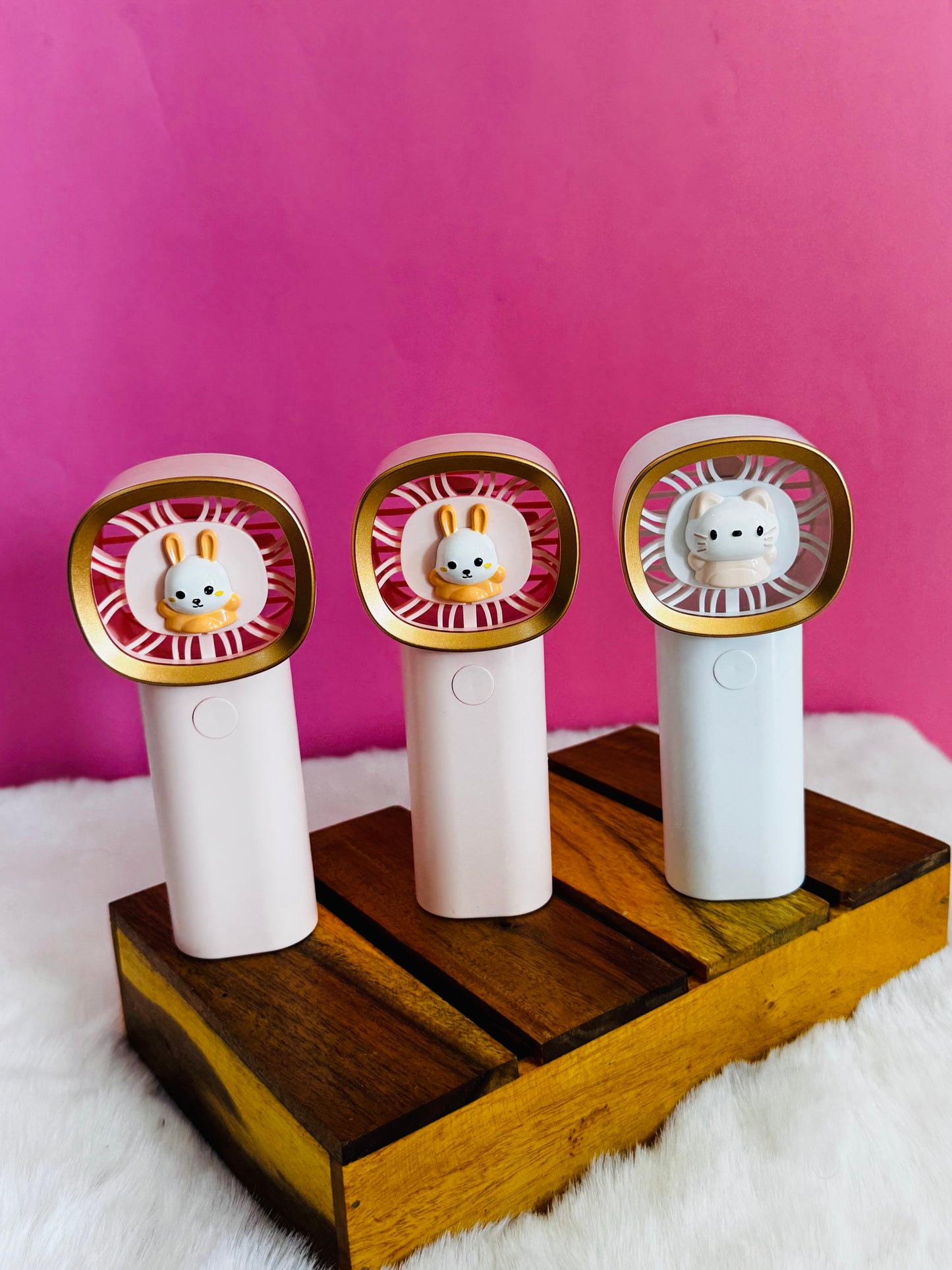 Portable cartoon mini fan