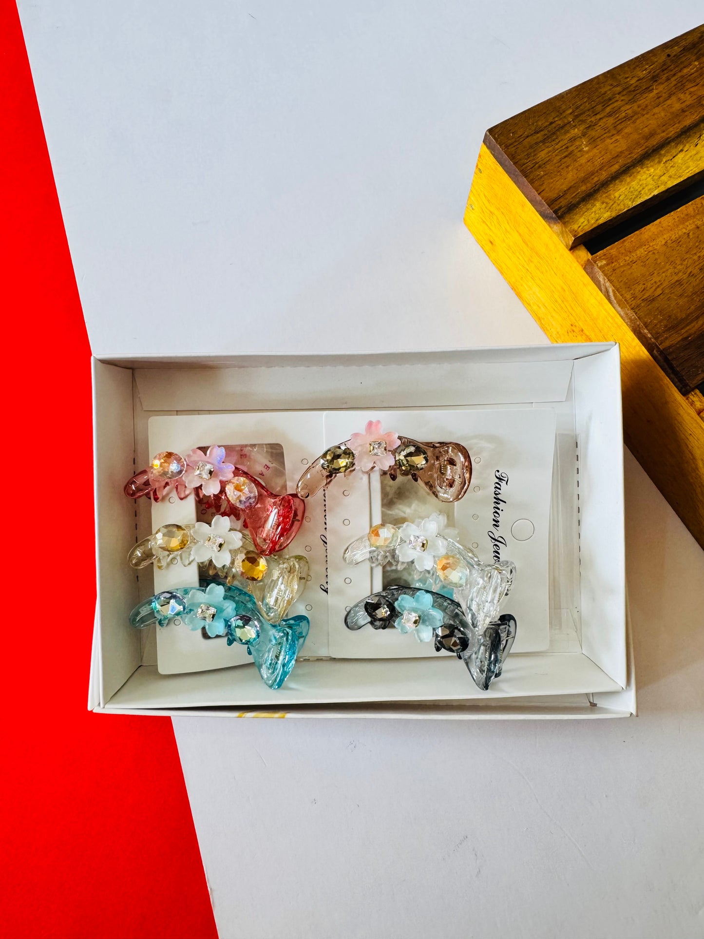 Partywear open banana clips