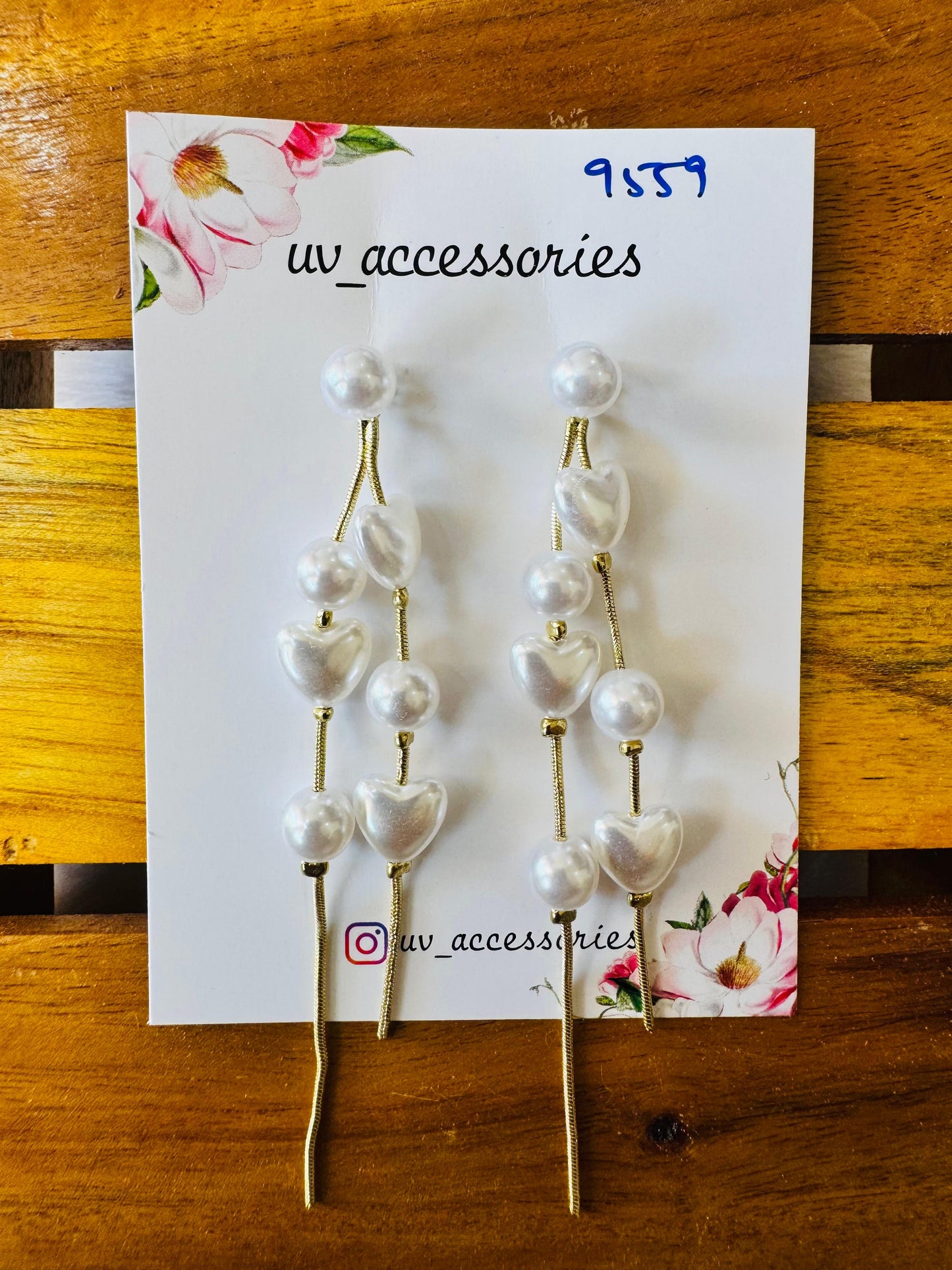 Heart pearl chain earrings