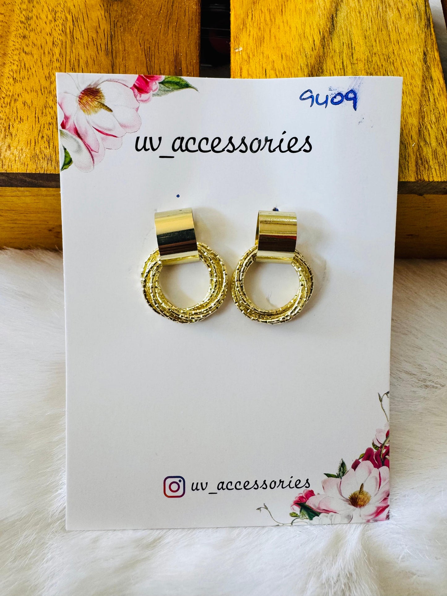 Gold ring earrings