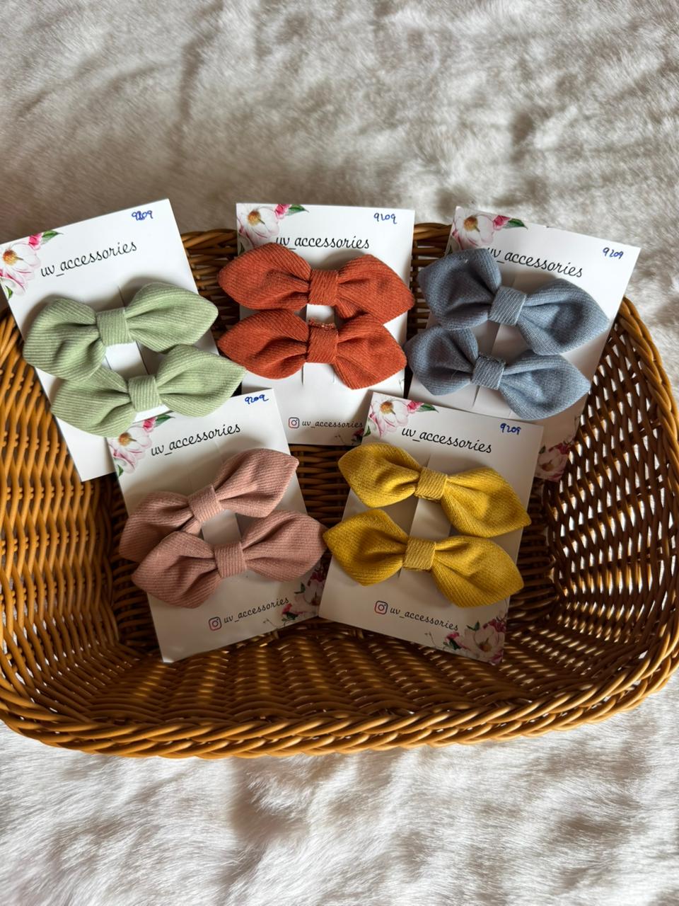 Mini bow clips plain