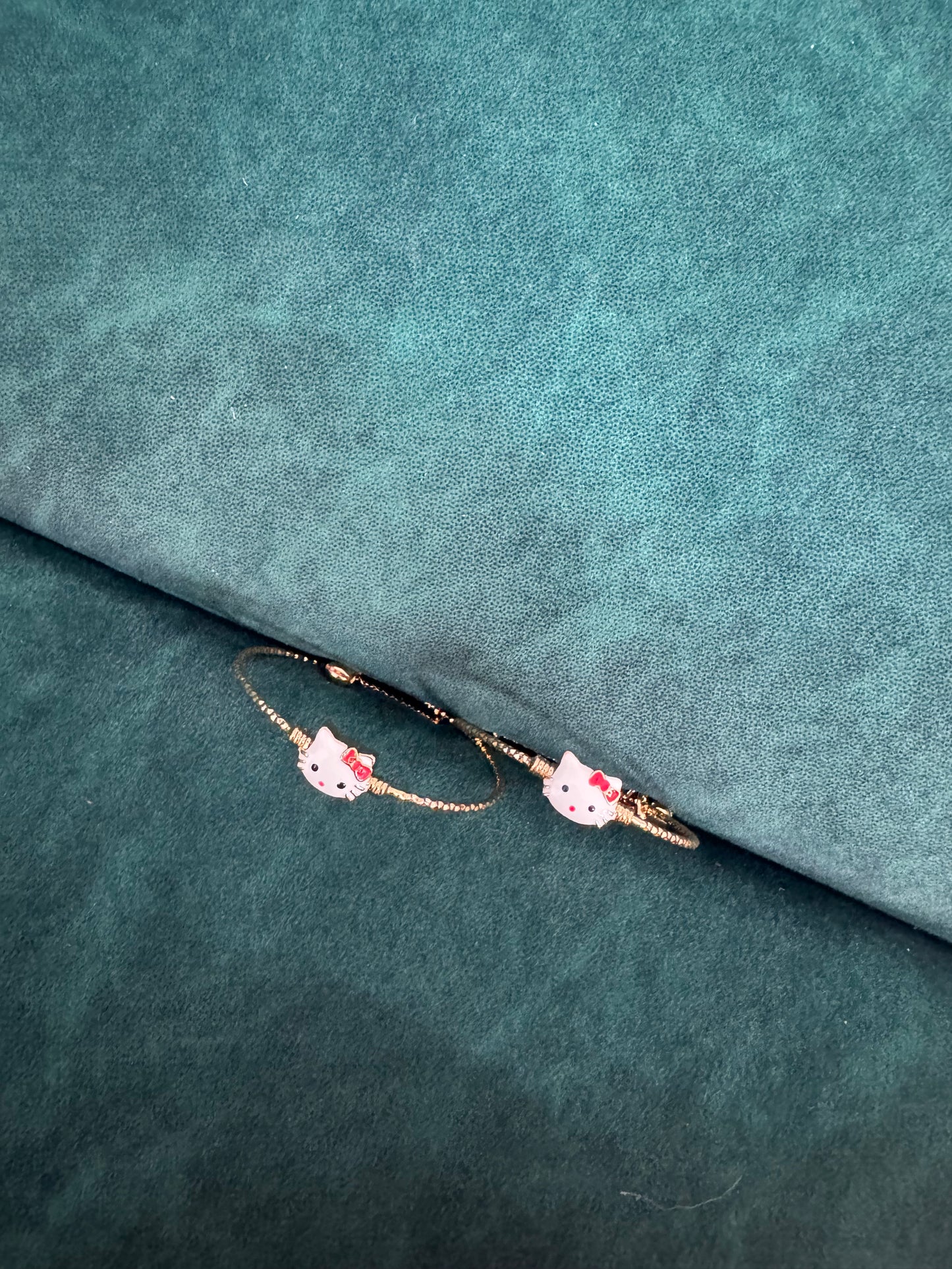 Red bow kitty kada set