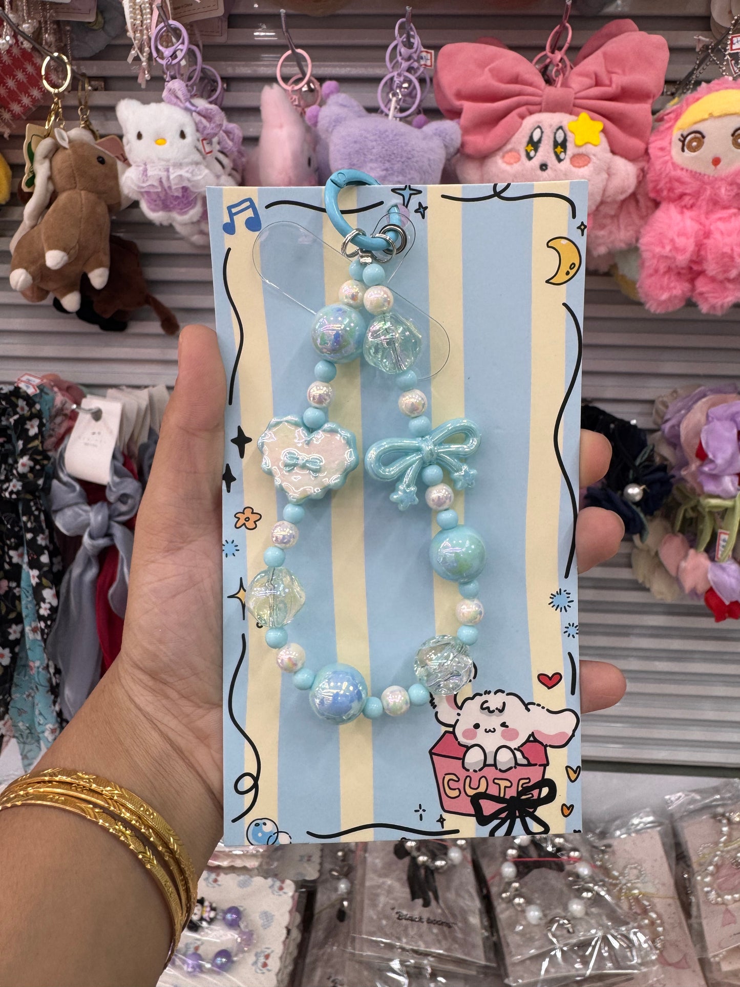 Bow beads phone charm