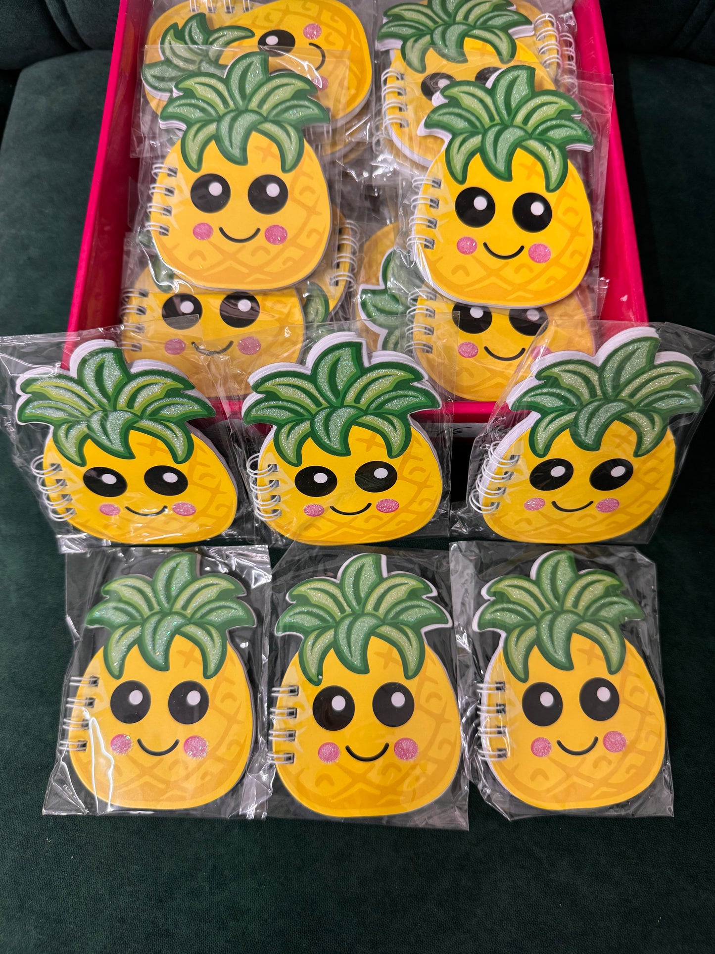 Pineapple notes