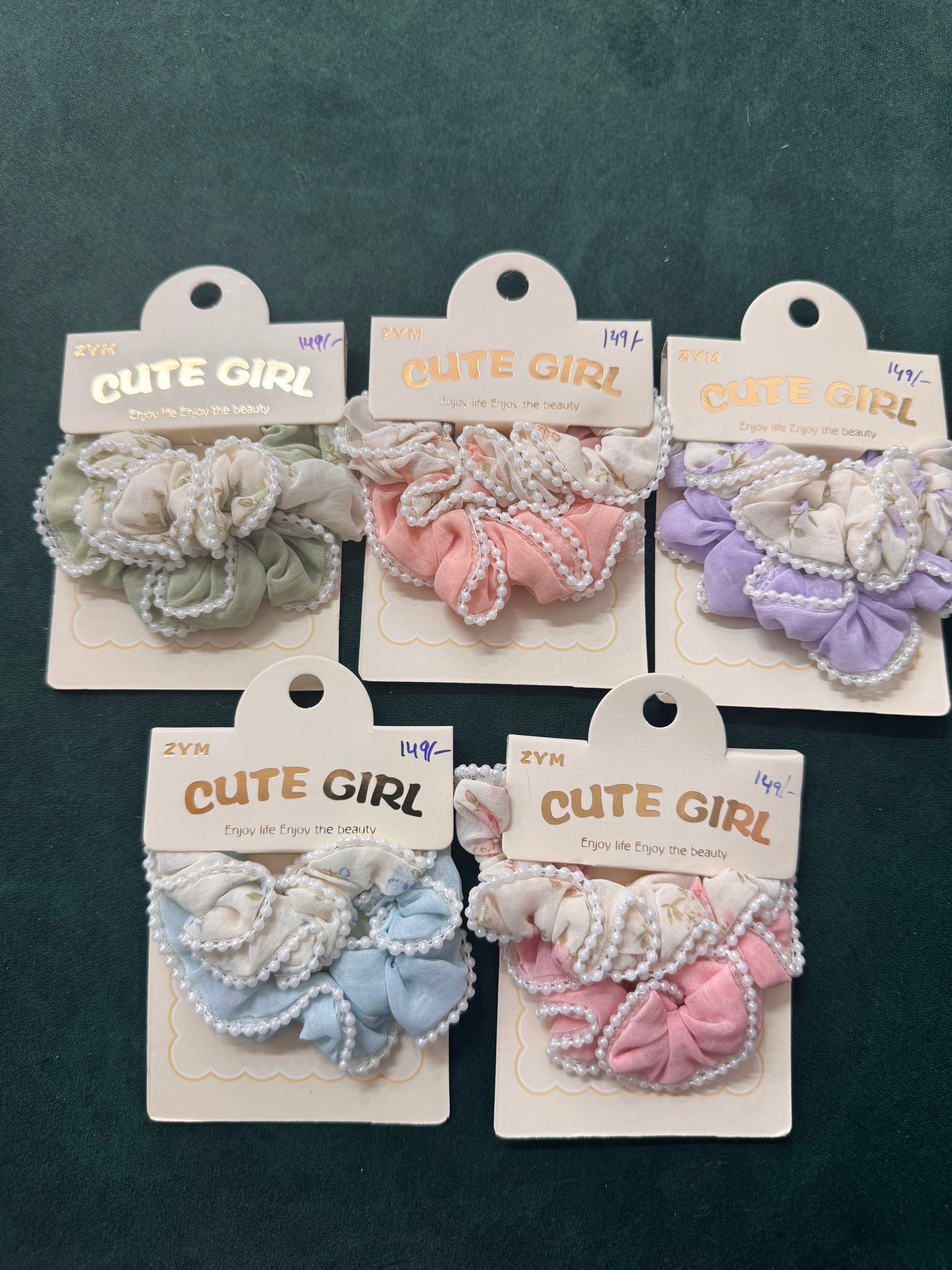 Pearl scrunchies set of 2