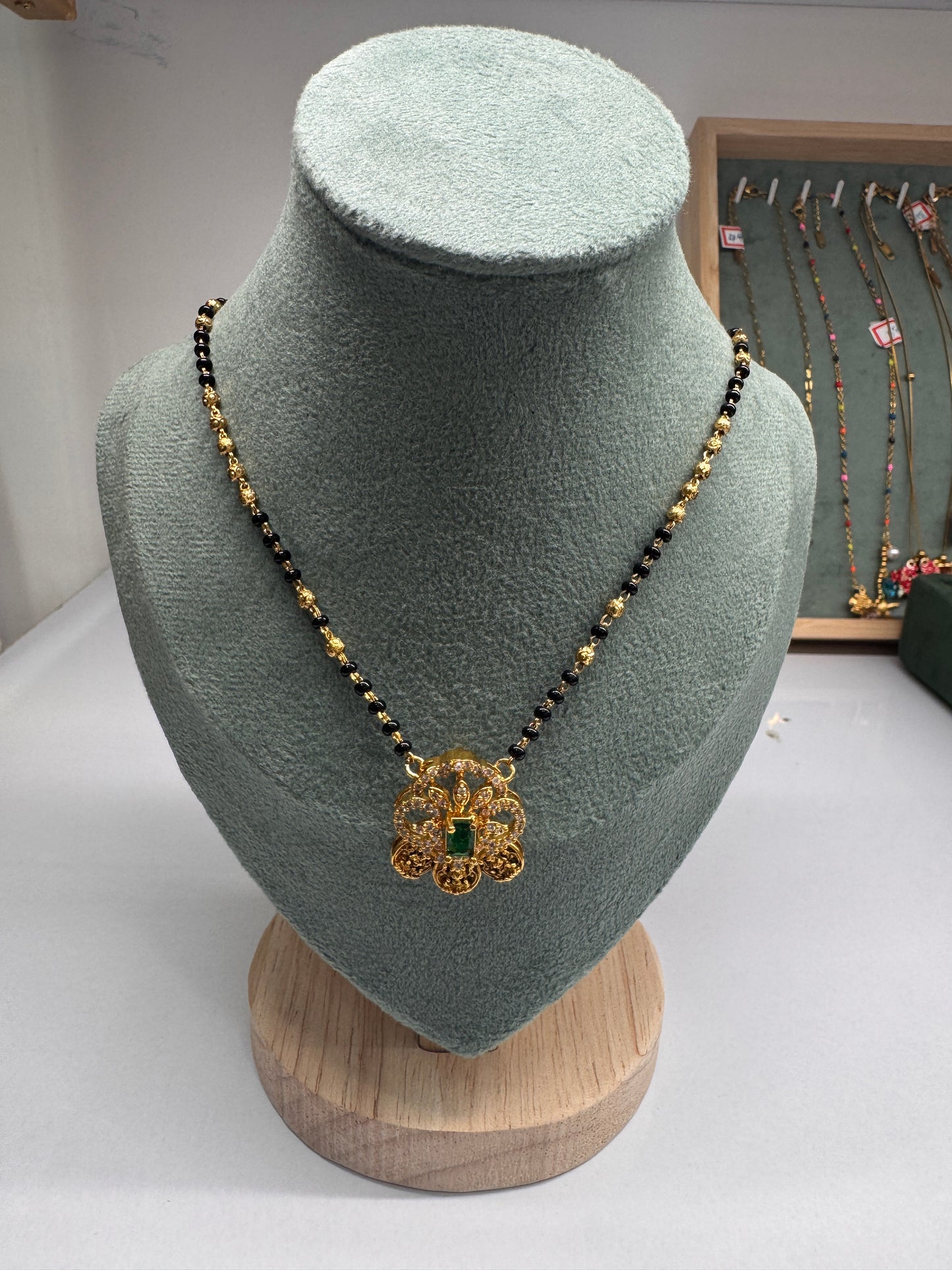 Black beads 5 20’’