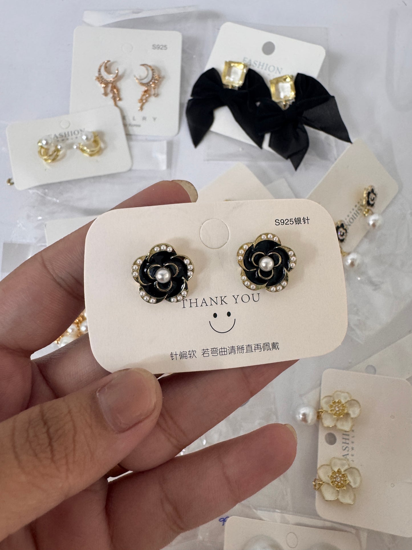 Flower studs