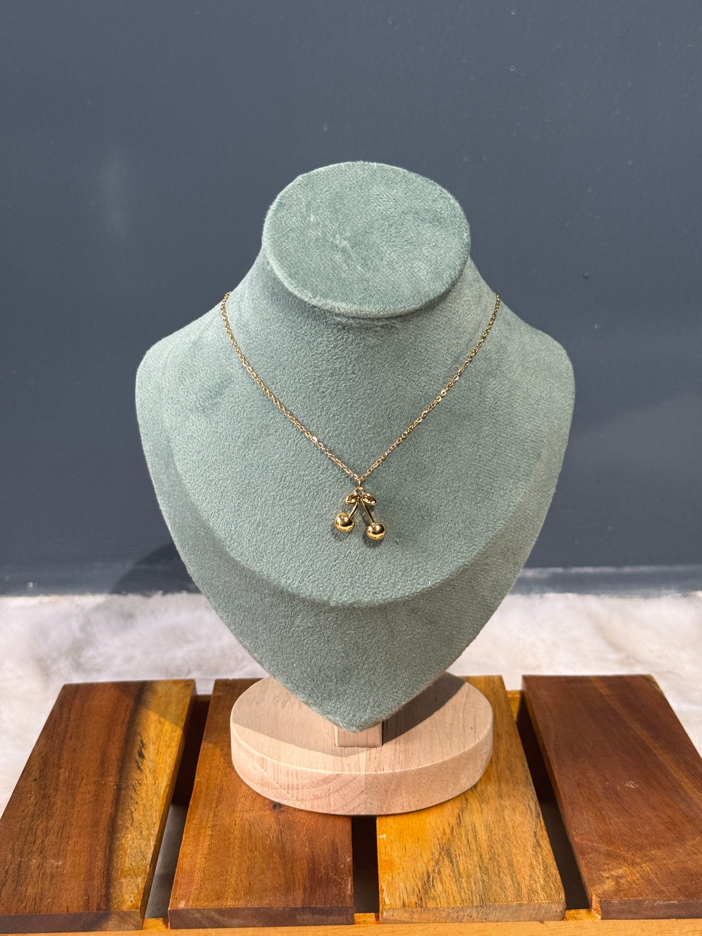Cherry anti tarnish chains