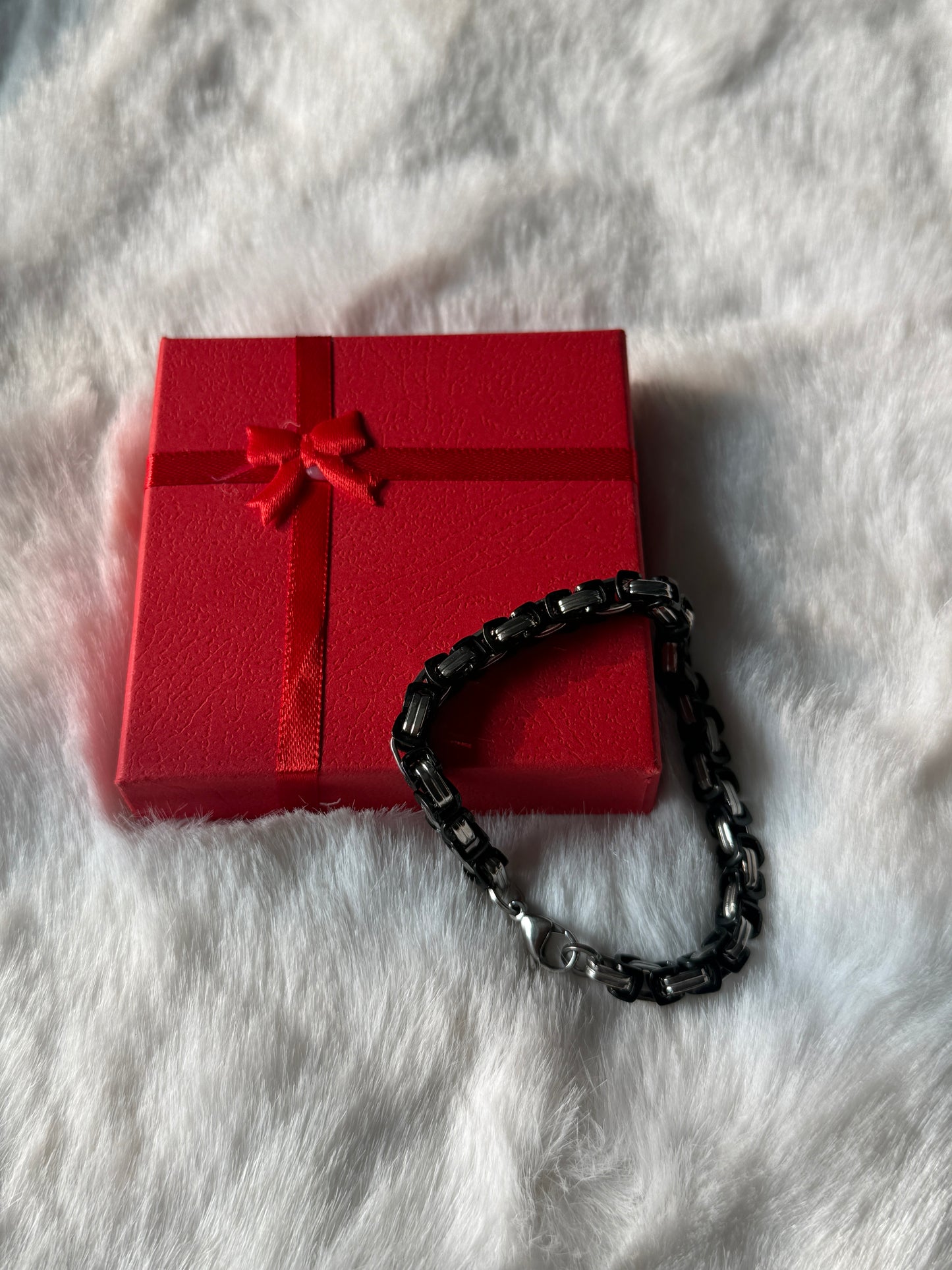 Multi shade links men bracelet