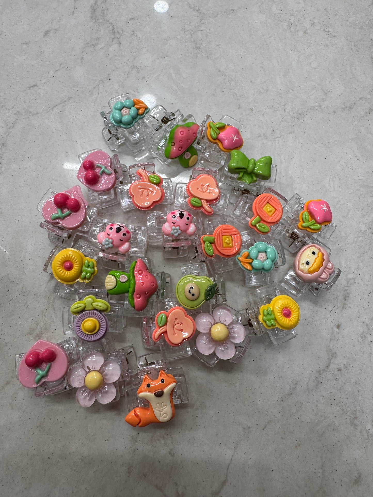 Charm mini claws
