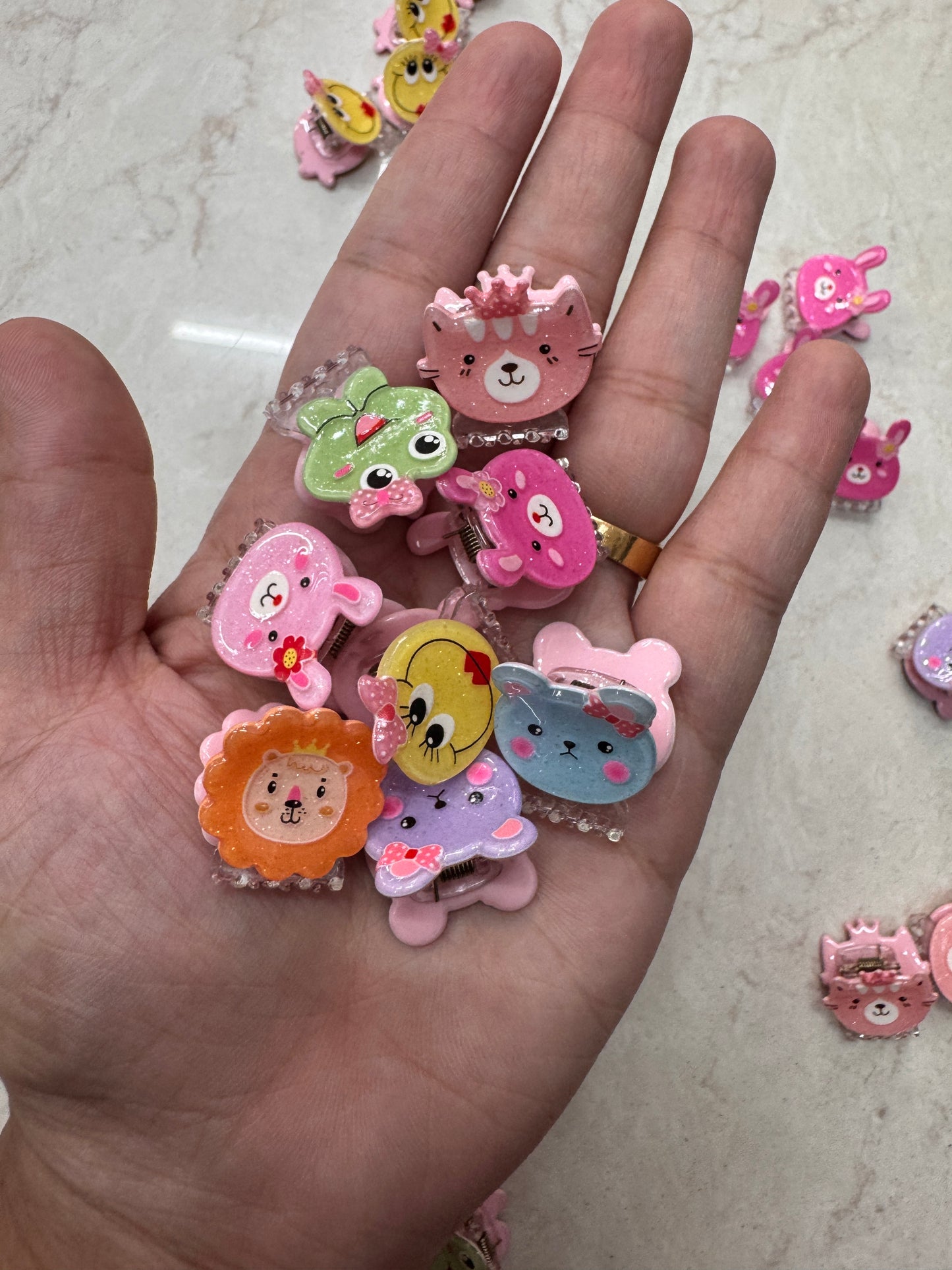 Mini claw sets