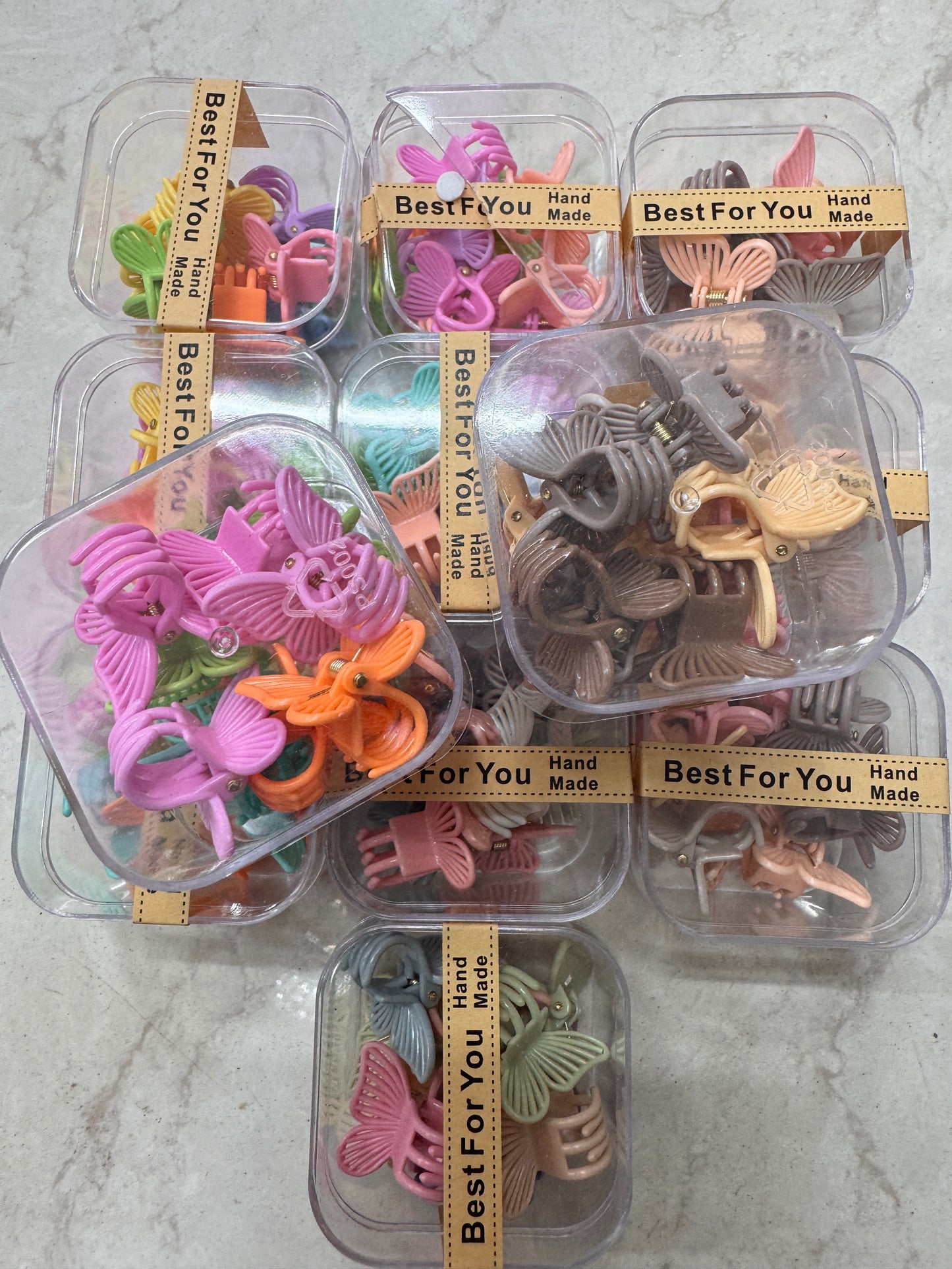 Butterfly claw boxes