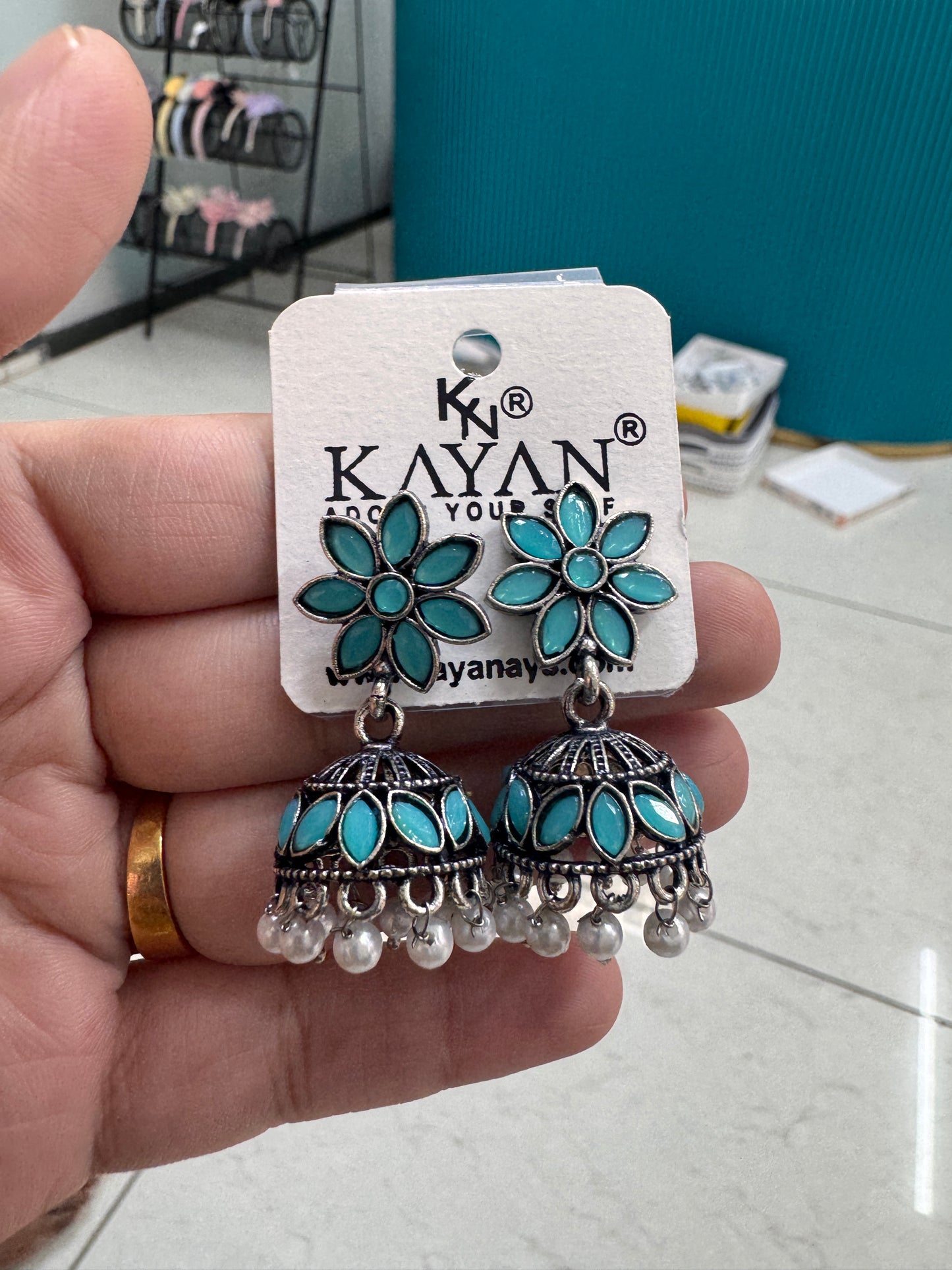 Flower kundan jhumkas