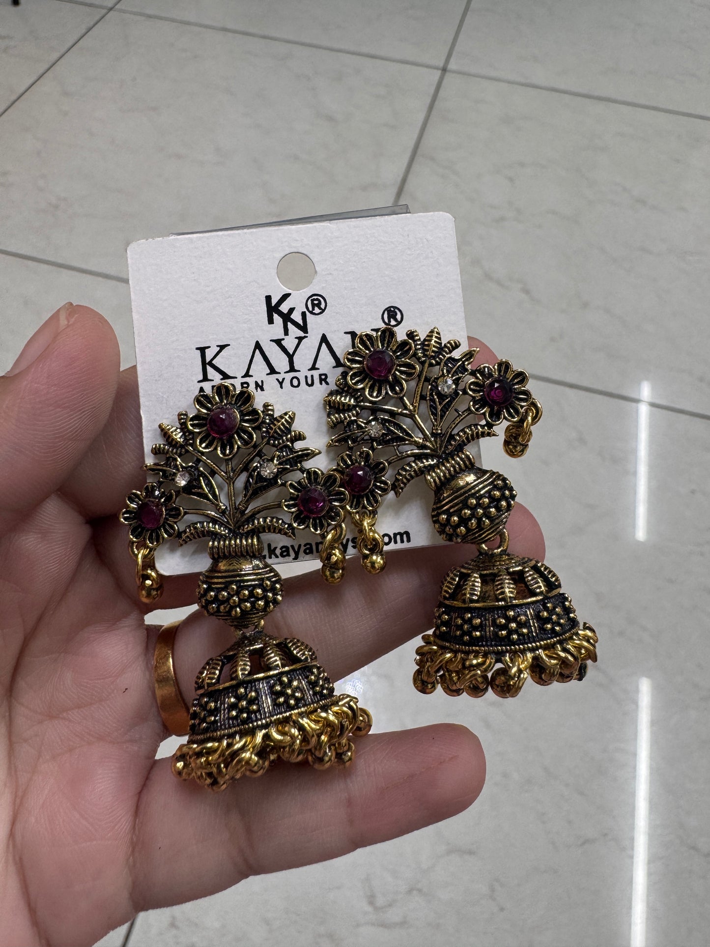 Floral jhumkas