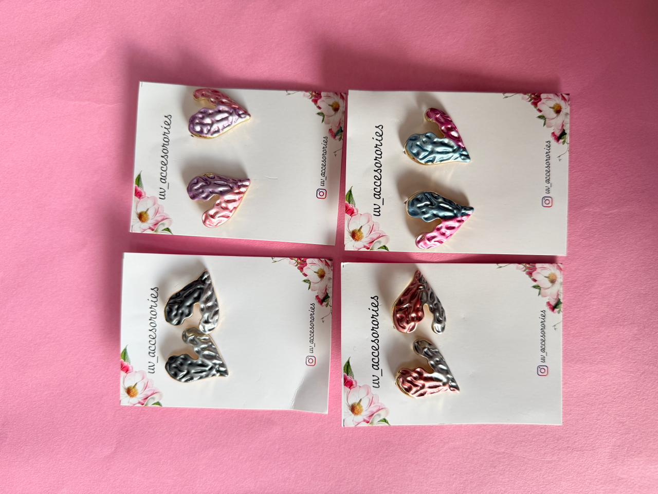 Enamel double heart studs