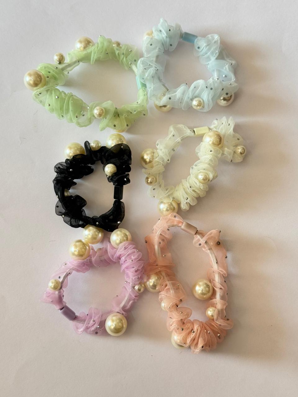 Pearl ruffled scrunchies