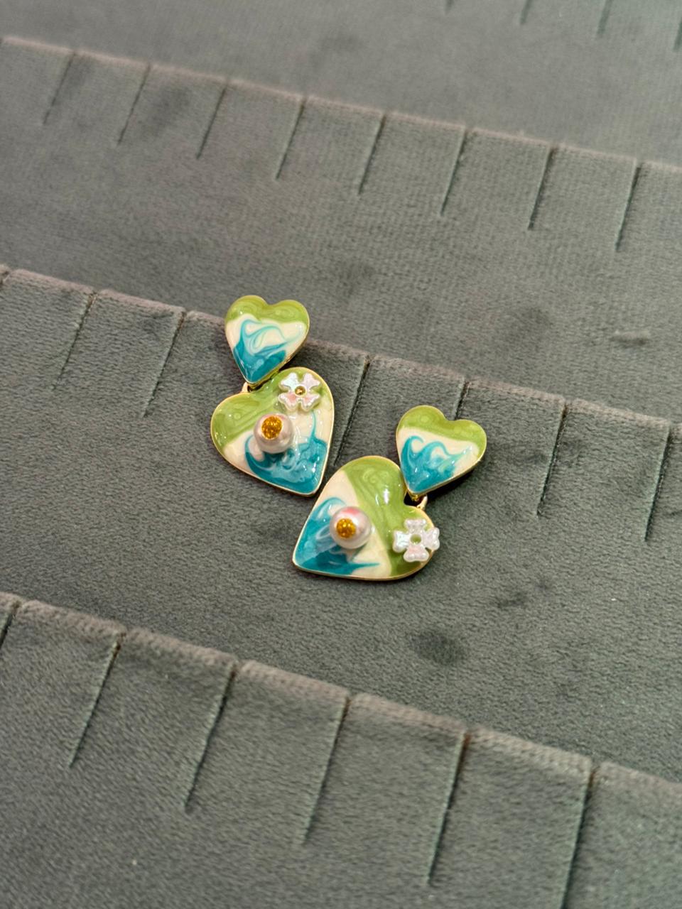 Enamel heart hangings