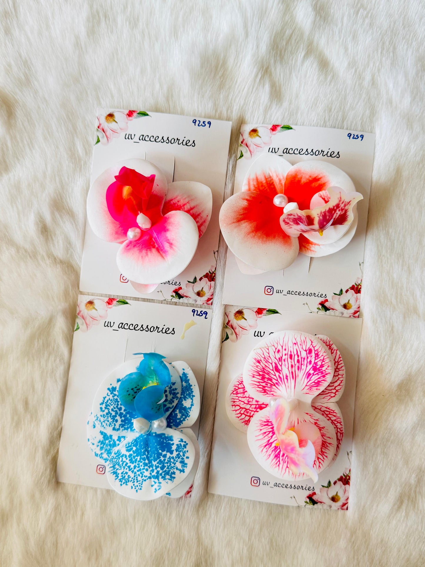 Flower clips