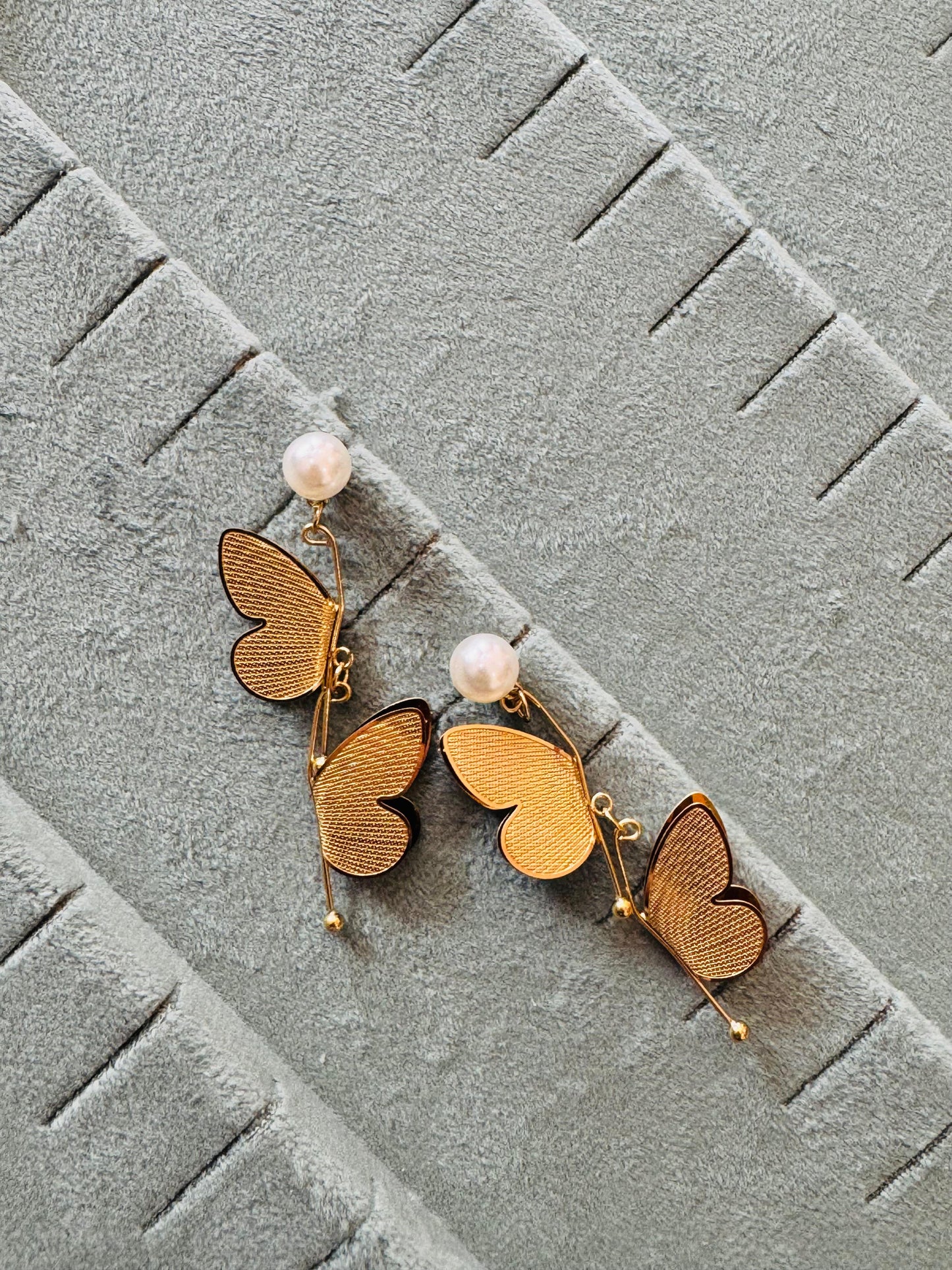 Butterfly earstuds