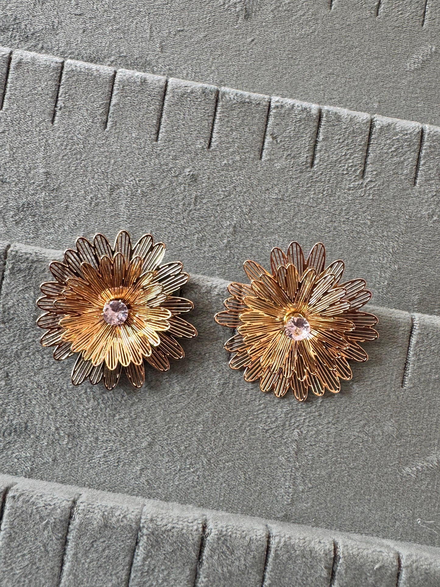Double flower studs