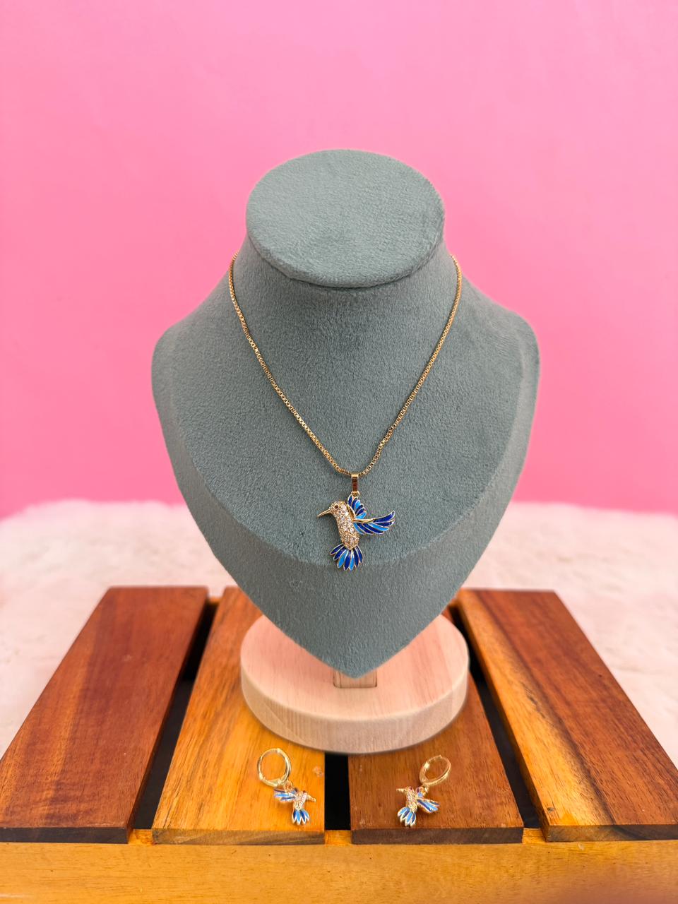 Blue bird chain set