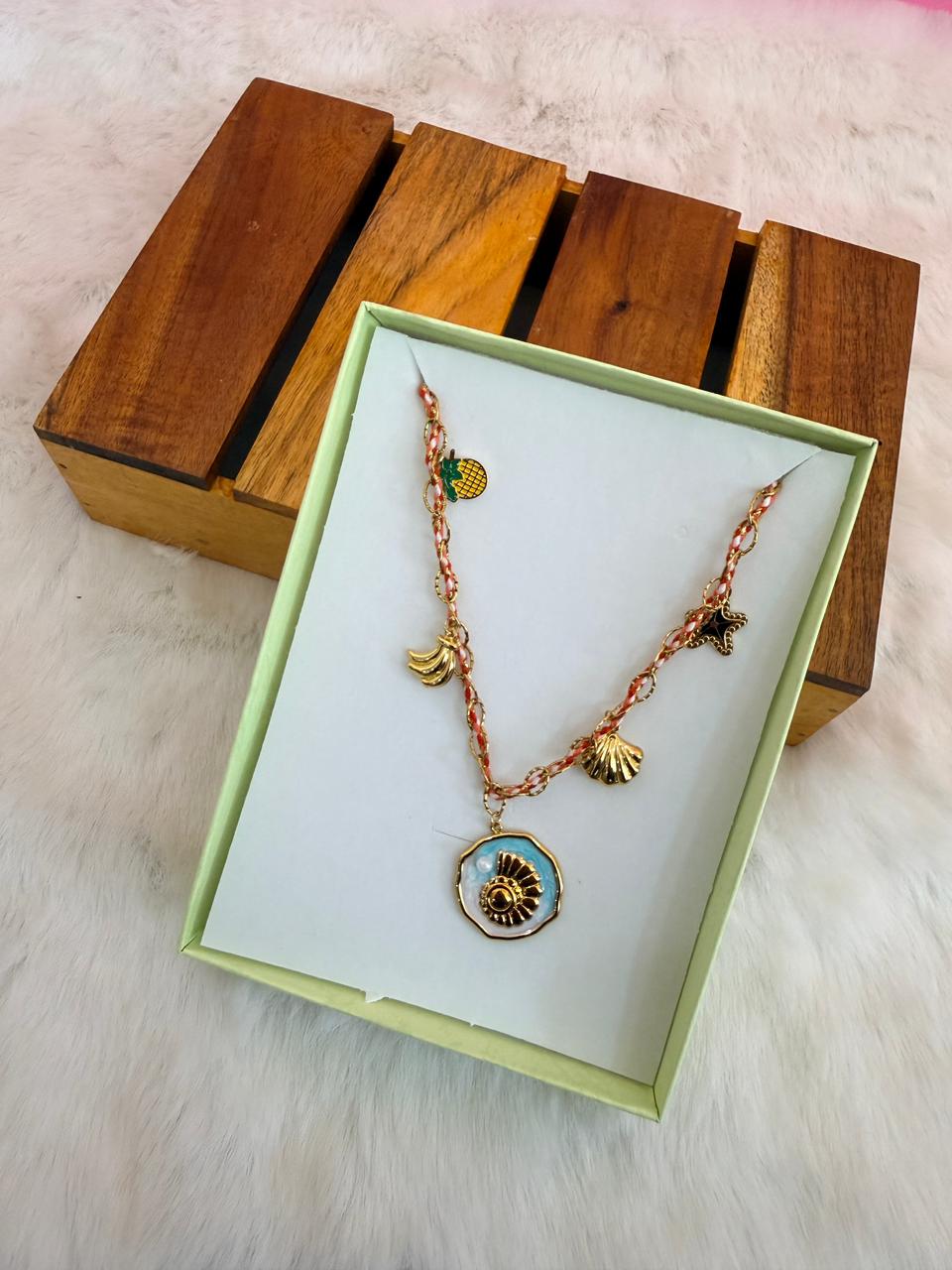 Shell charms thread chain