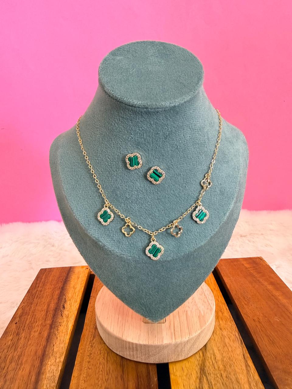Green clove 18k set