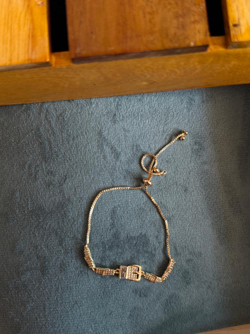 Stone adjustable bracelet