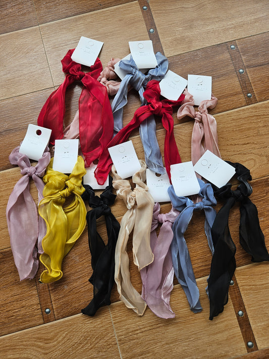 Organza tail scrunchies