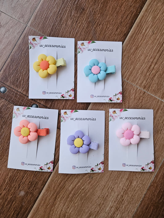 Flower clip