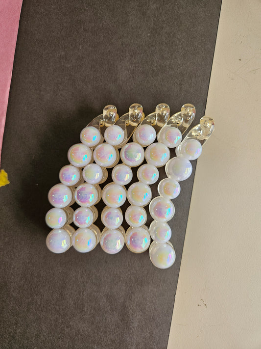 Pearl banana clips