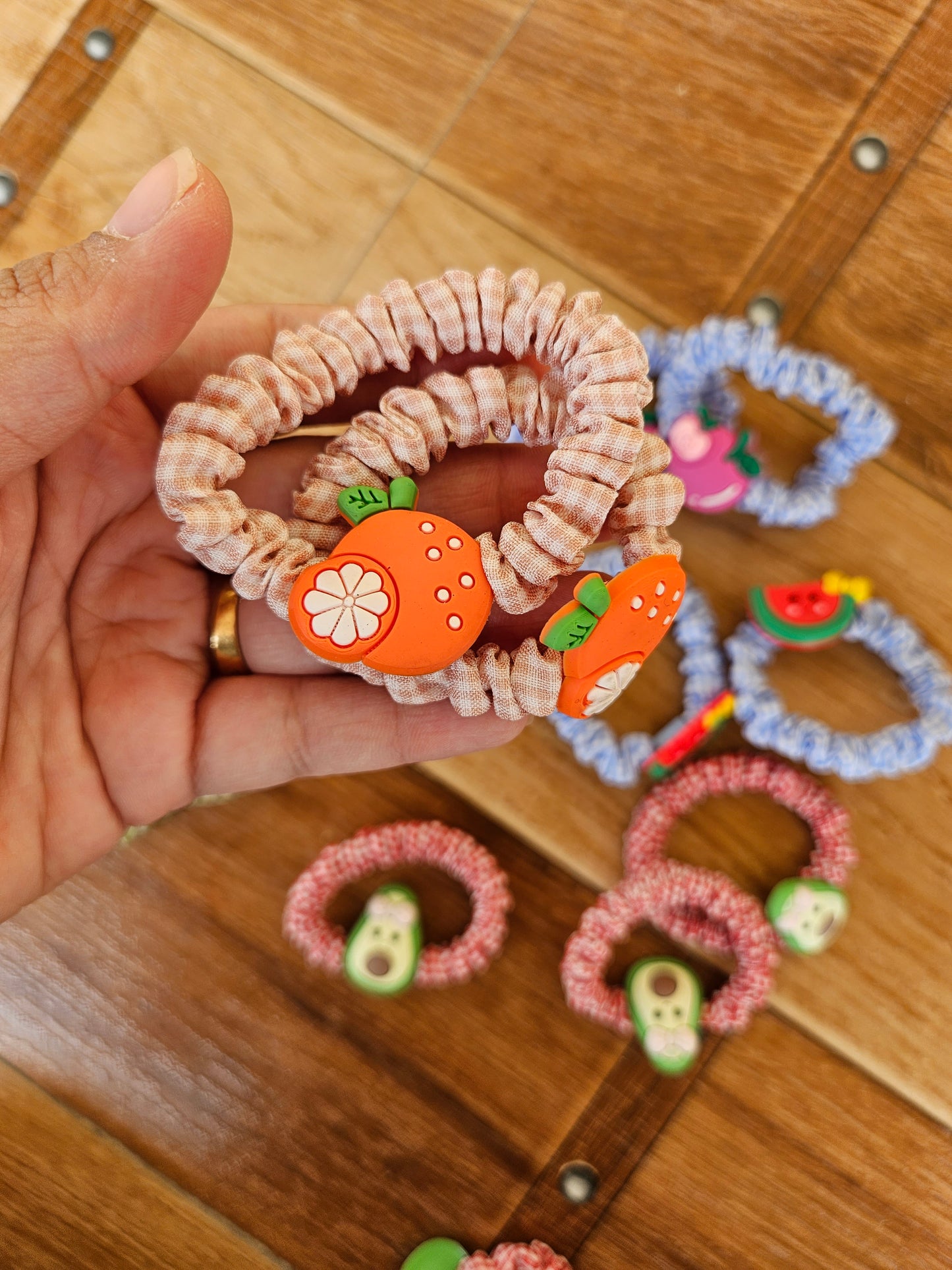 Fruit scrunchies