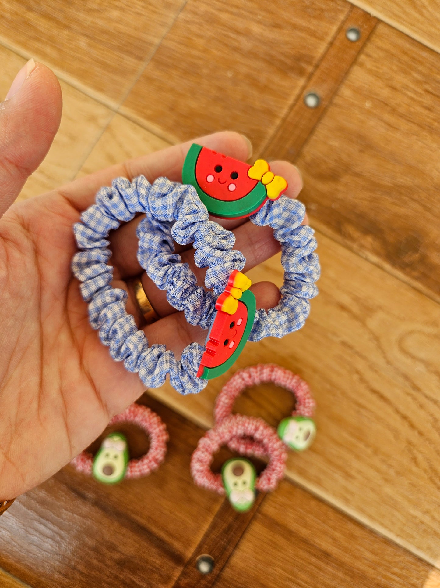 Fruit scrunchies