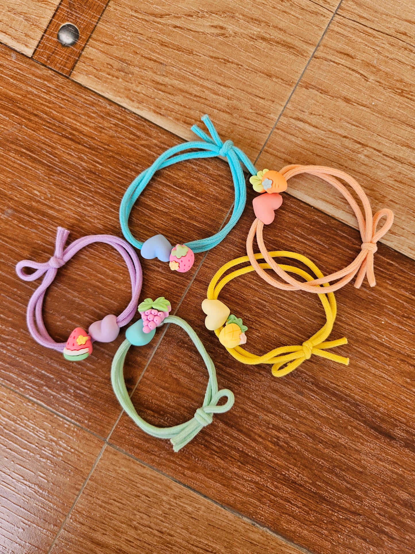 Fruit hairties