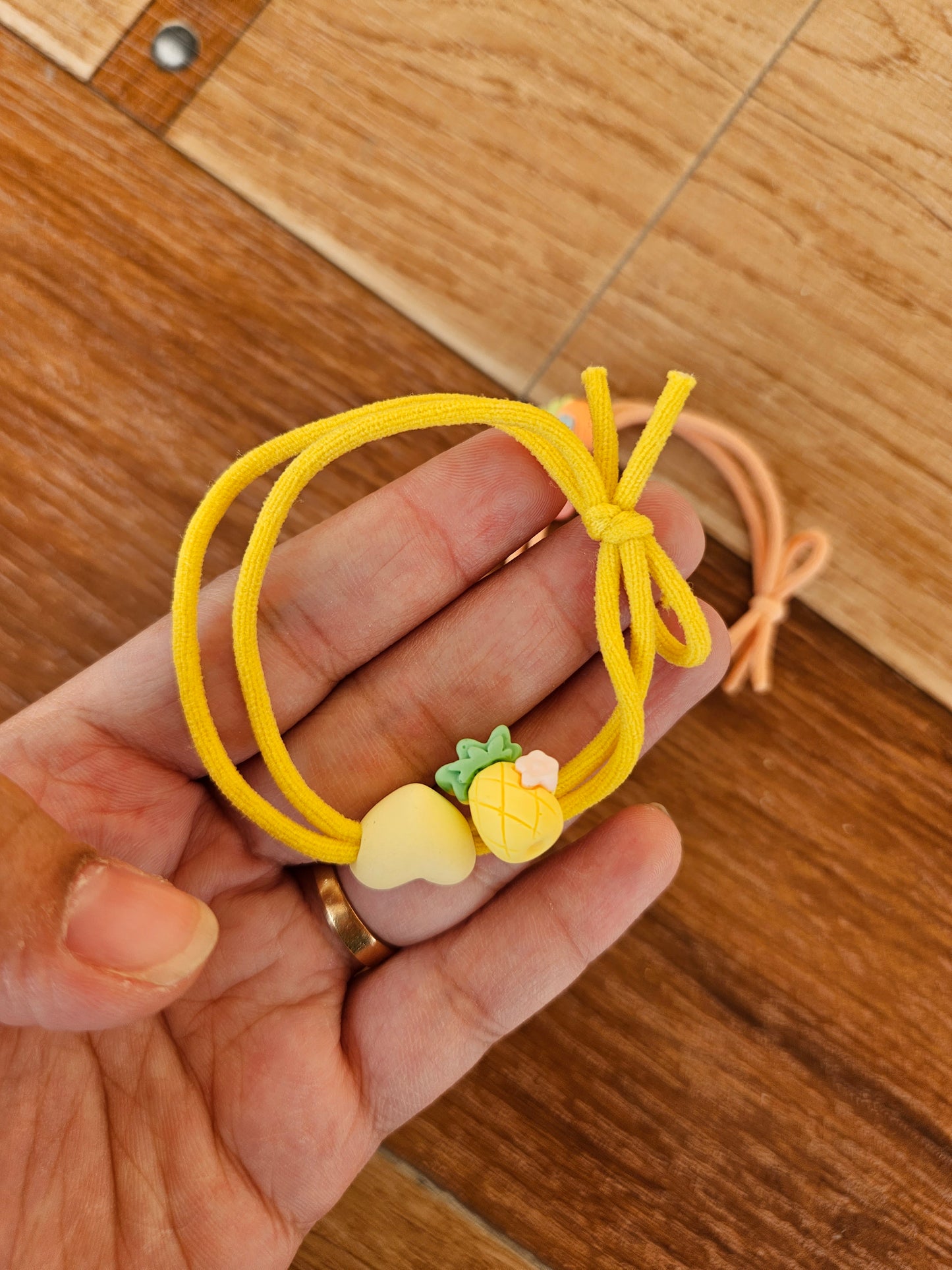 Fruit hairties