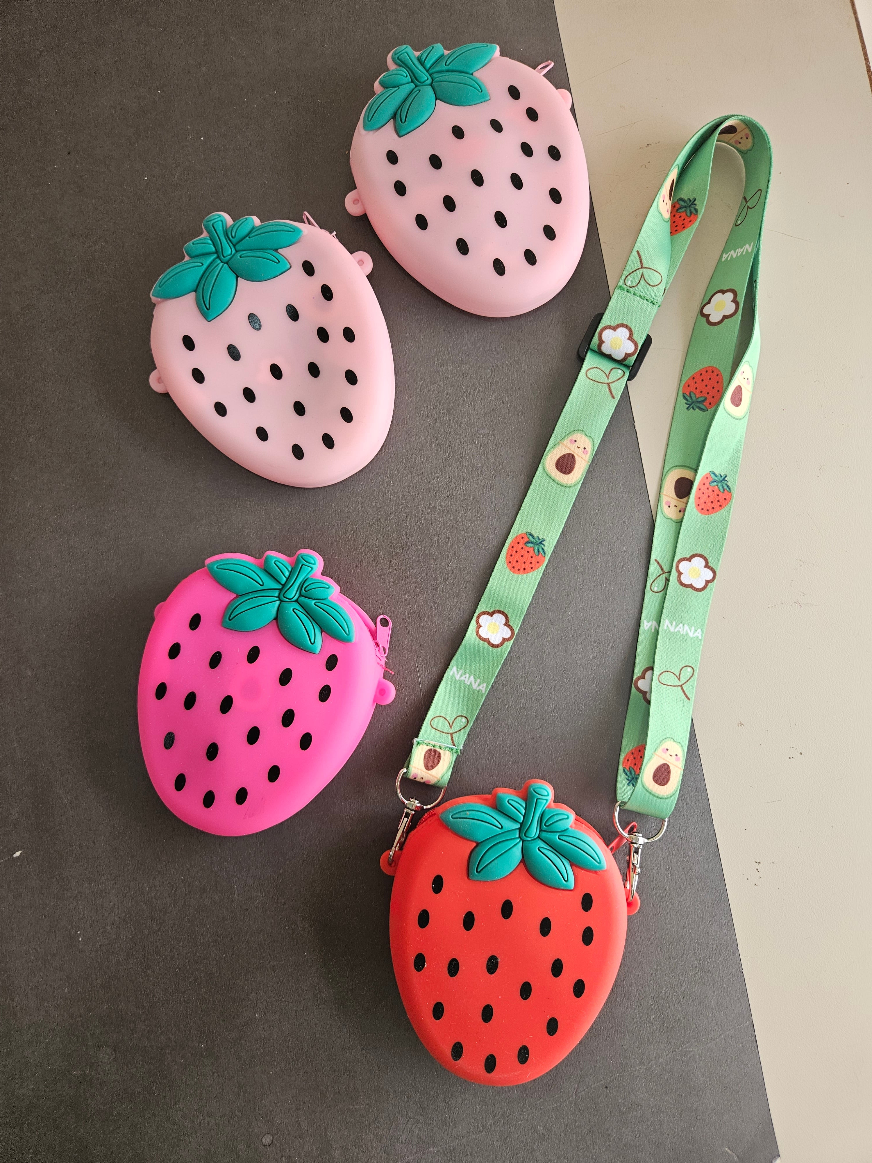 Strawberry slings – UV Accessories