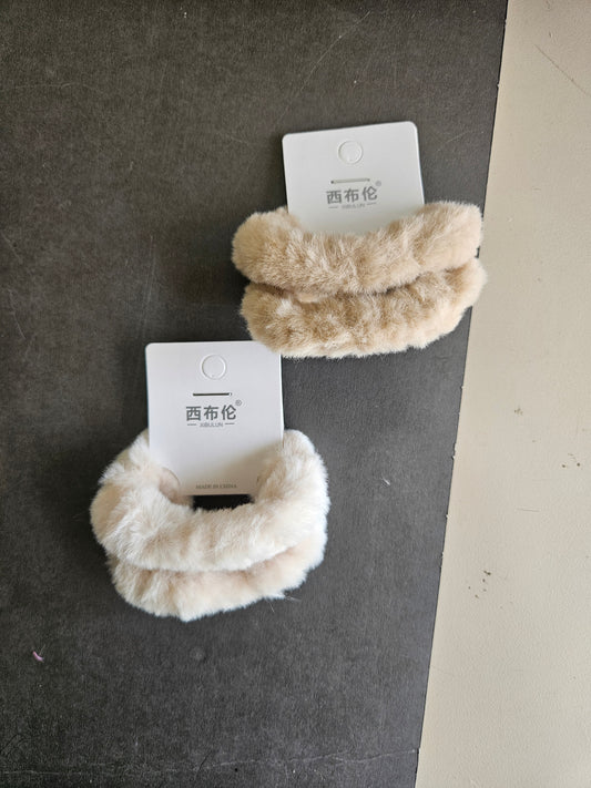 Fur bands