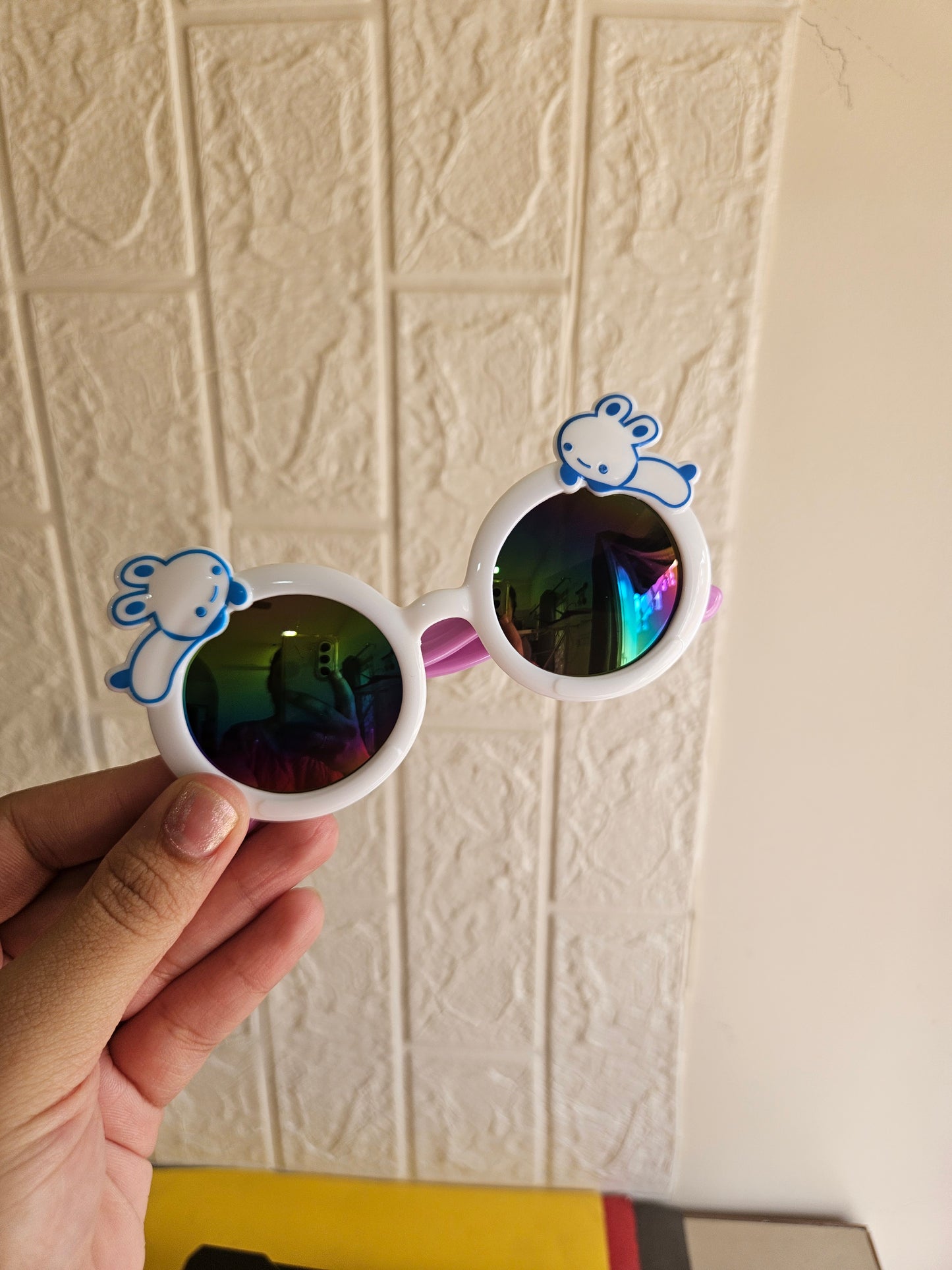 Cartoon goggles