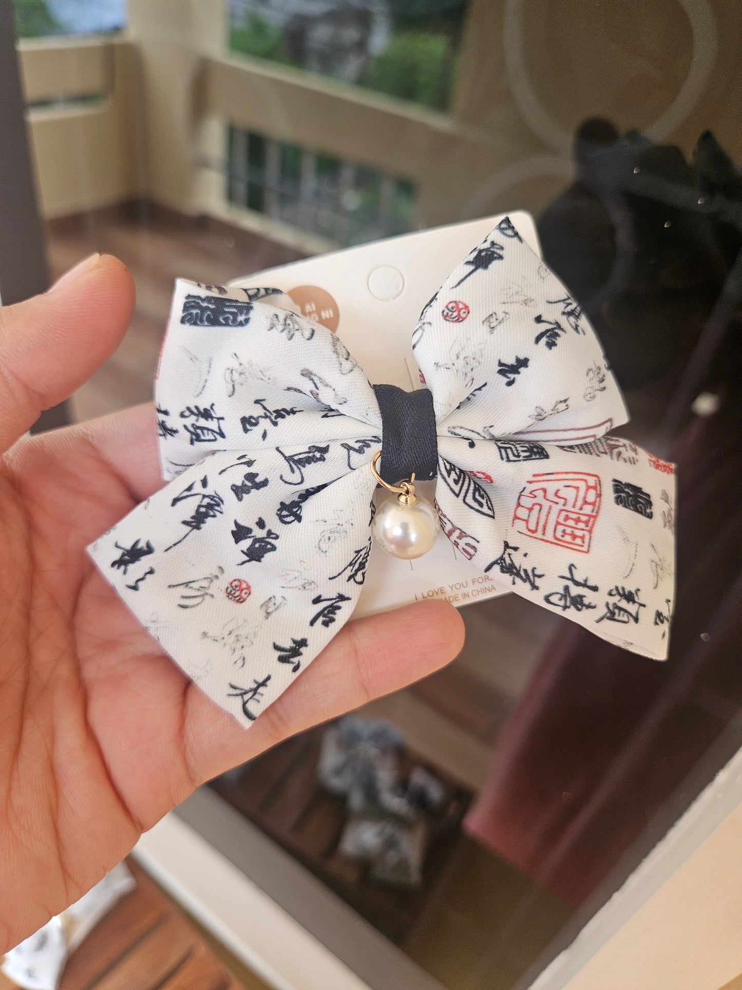 Retro bows 1