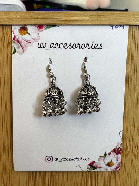 Mini silver hangings