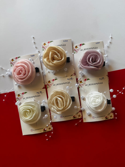Satin rose pearl clips
