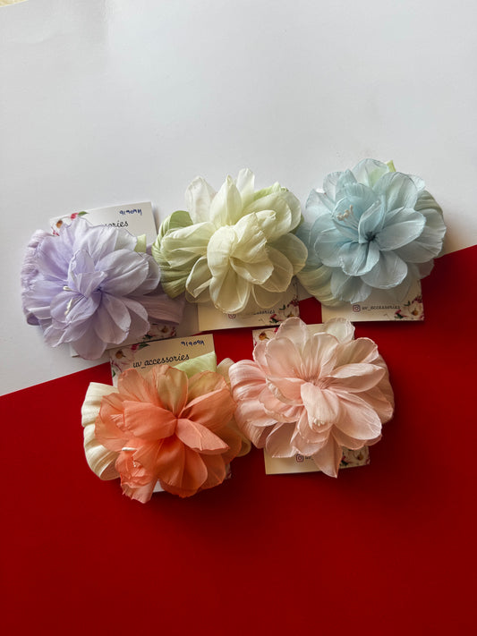 Silk flower bow jumbo clips