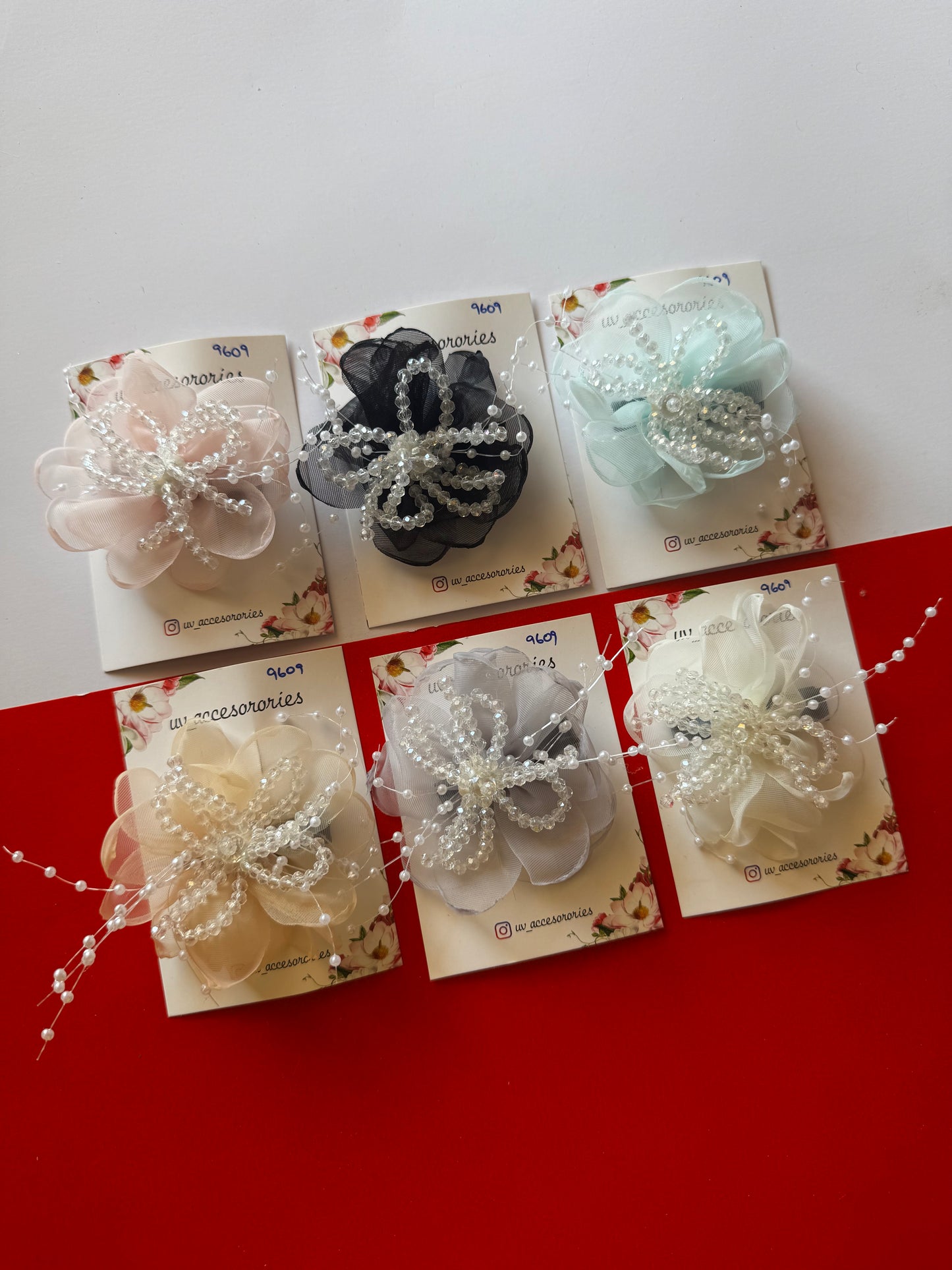 Pearl flower organza clips