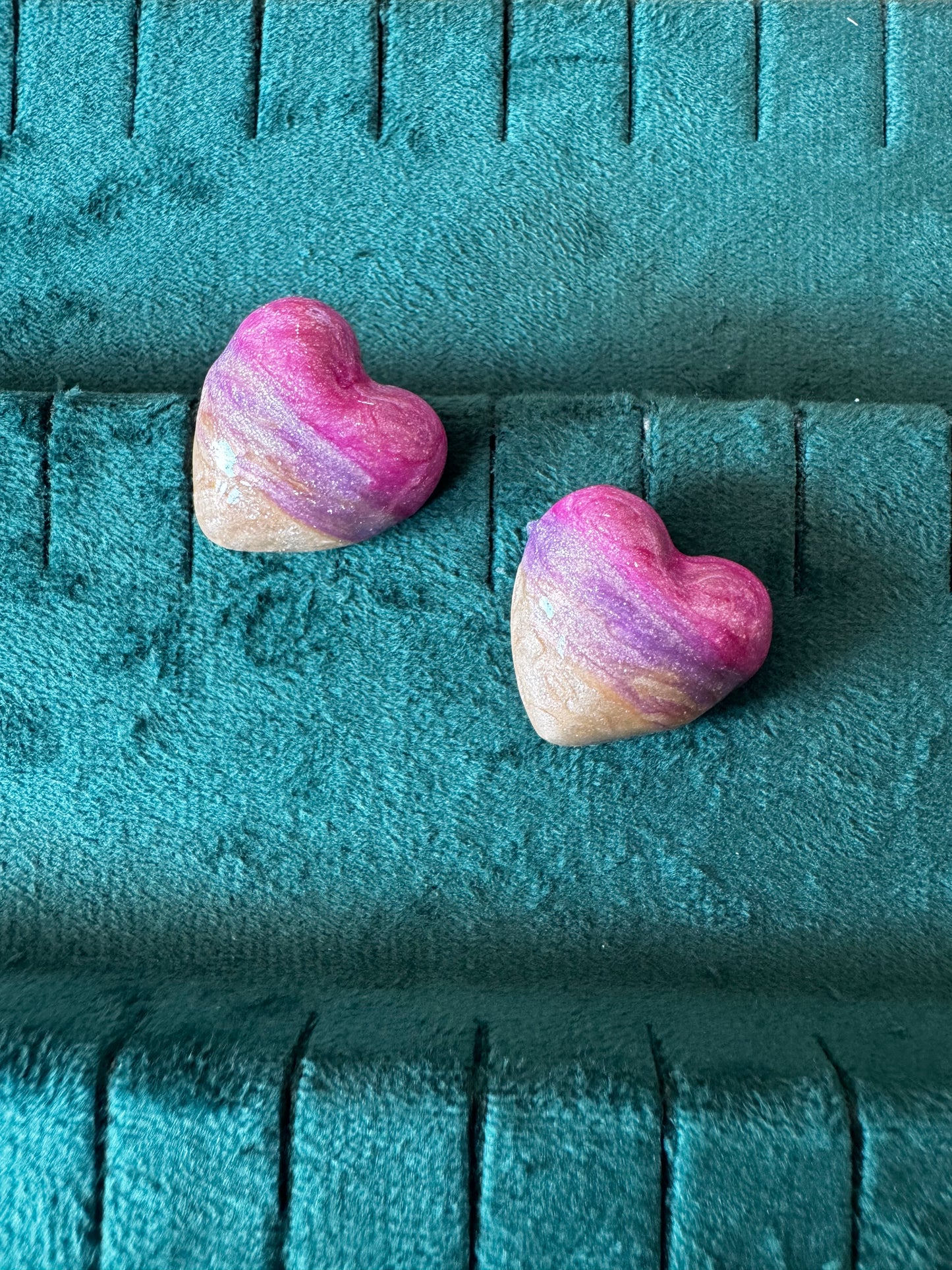 Galaxy heart studs