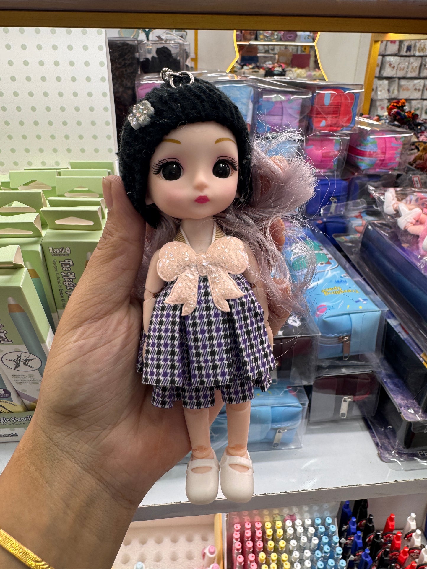 Movable doll keychains