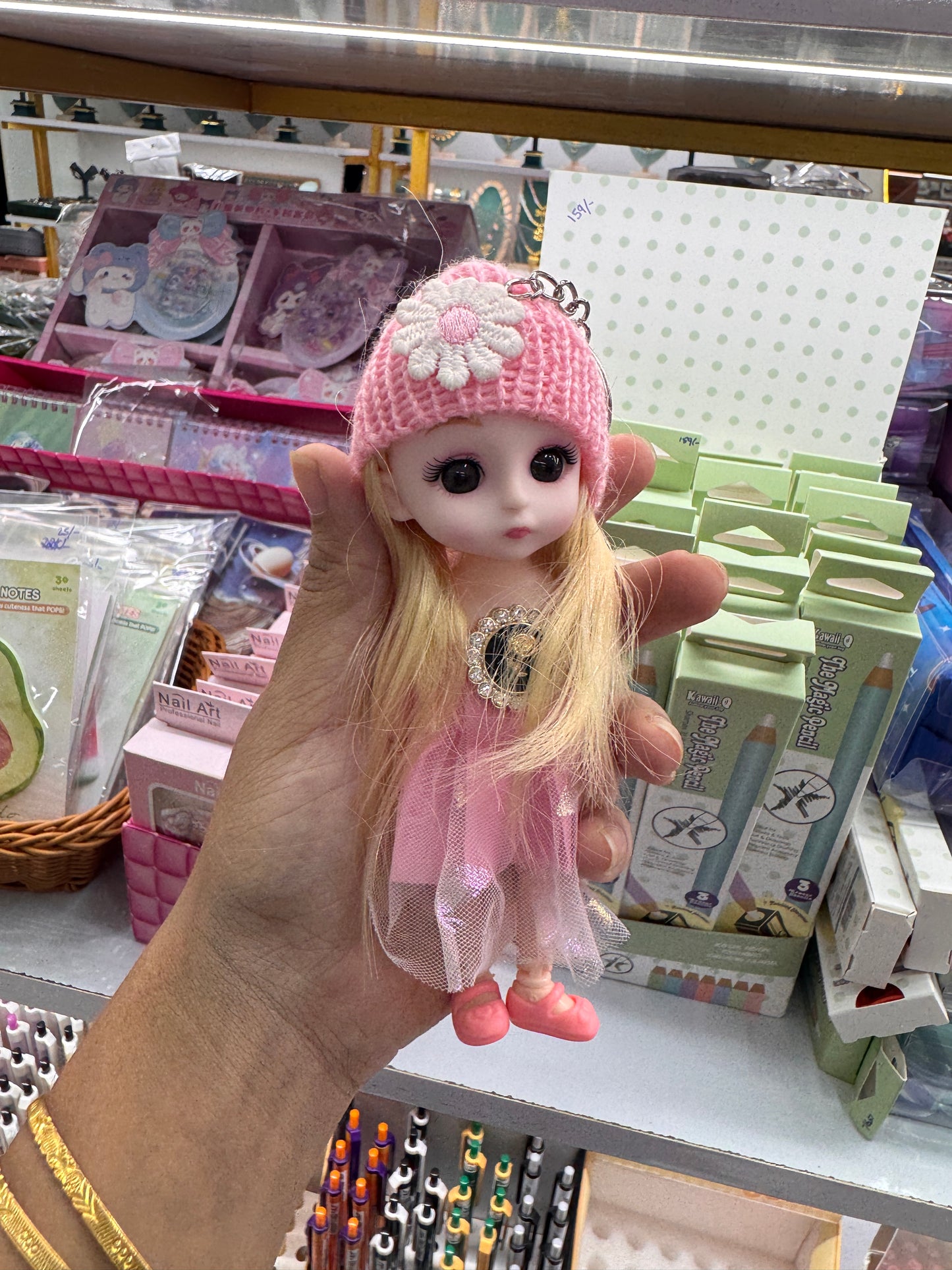 Movable doll keychain